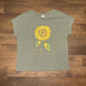 TruSelf Women's Green Sunflower Top Sz Large